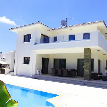 Demetra Villa Protaras